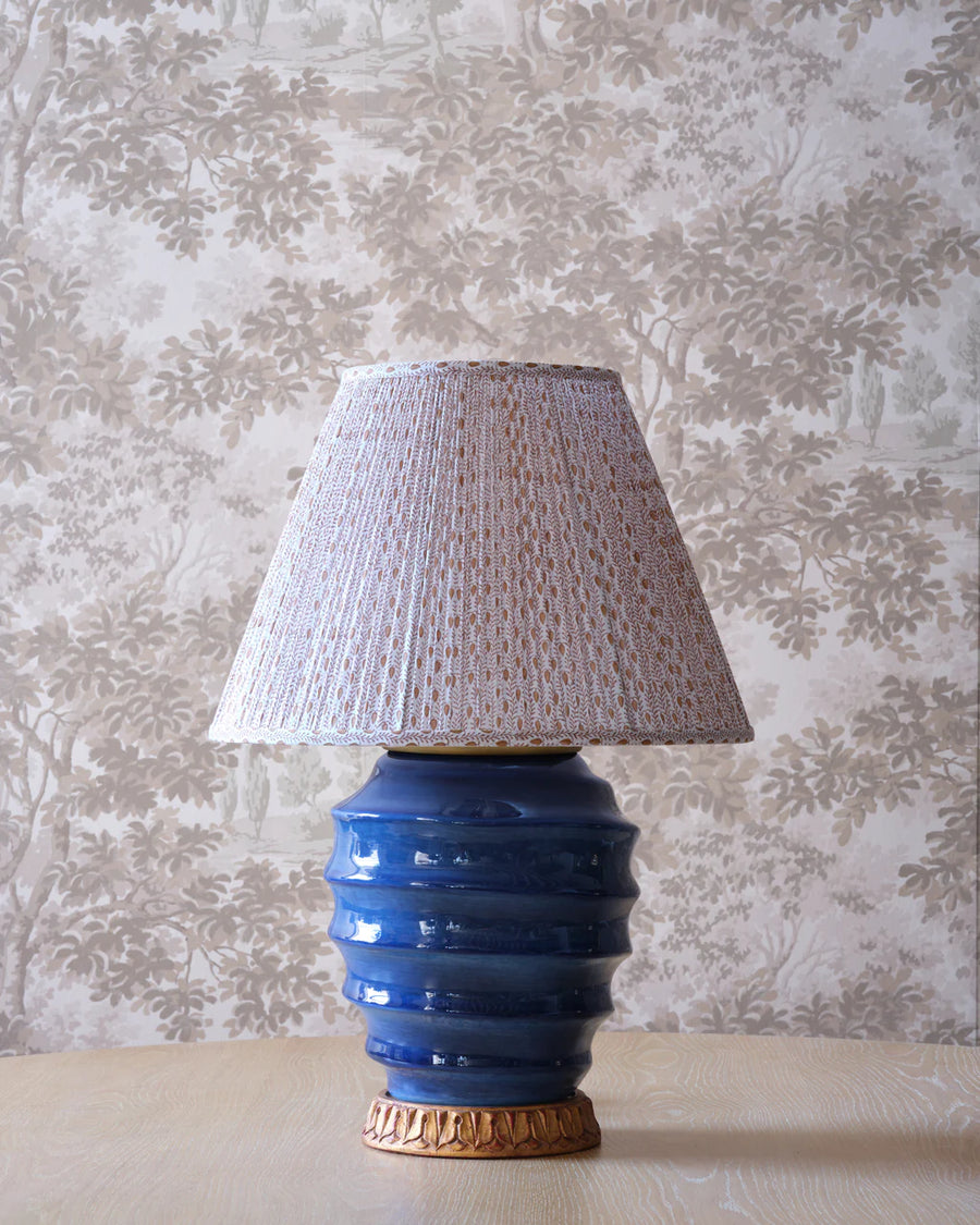 Putnam Lampshade Fall