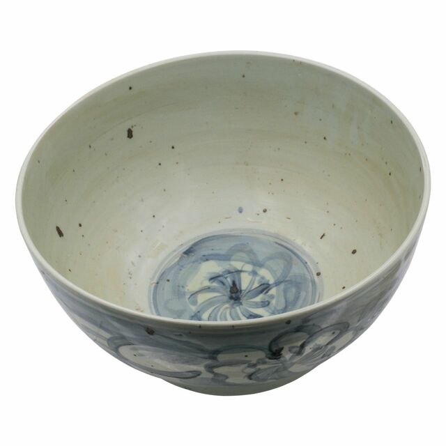 Blue & White Porcelain Bowl Twisted Flower Motif